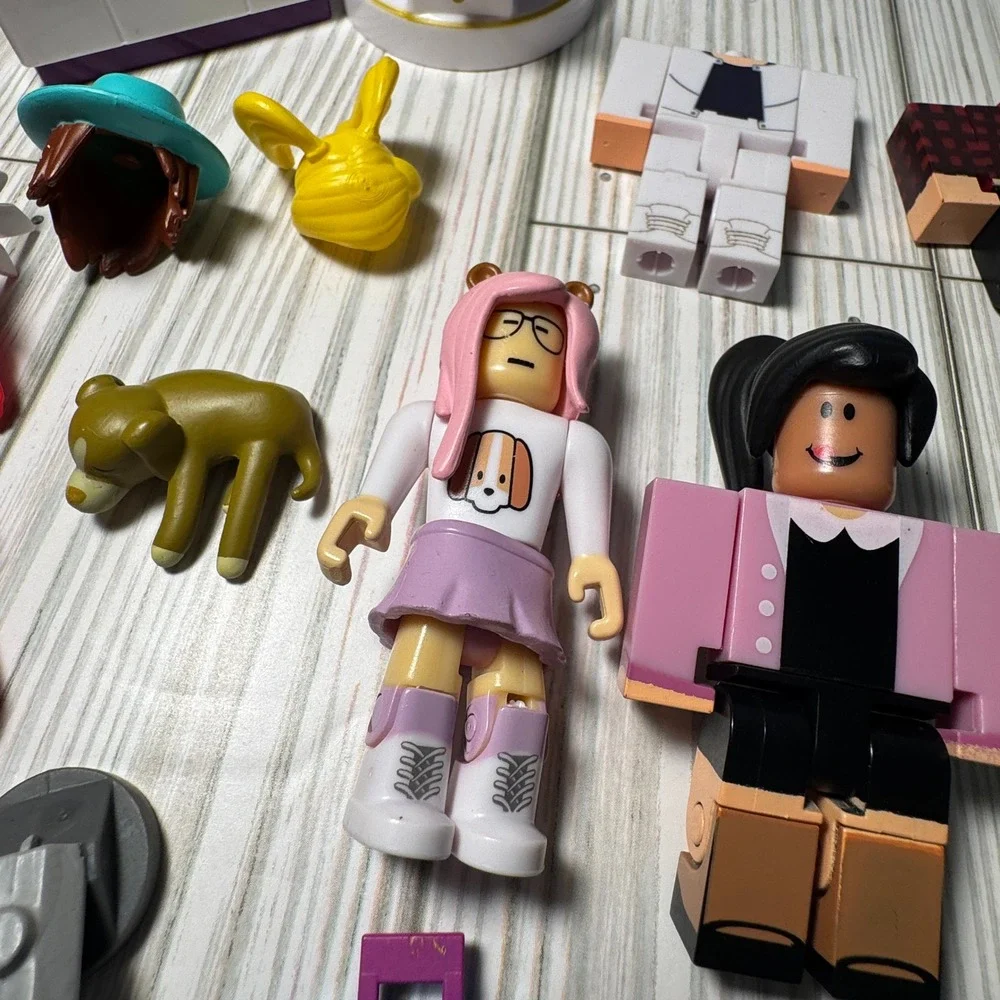 Roblox‎ Action Figure Lot Jazwares Figures Accessories Parts Mix Match 30+ Pc